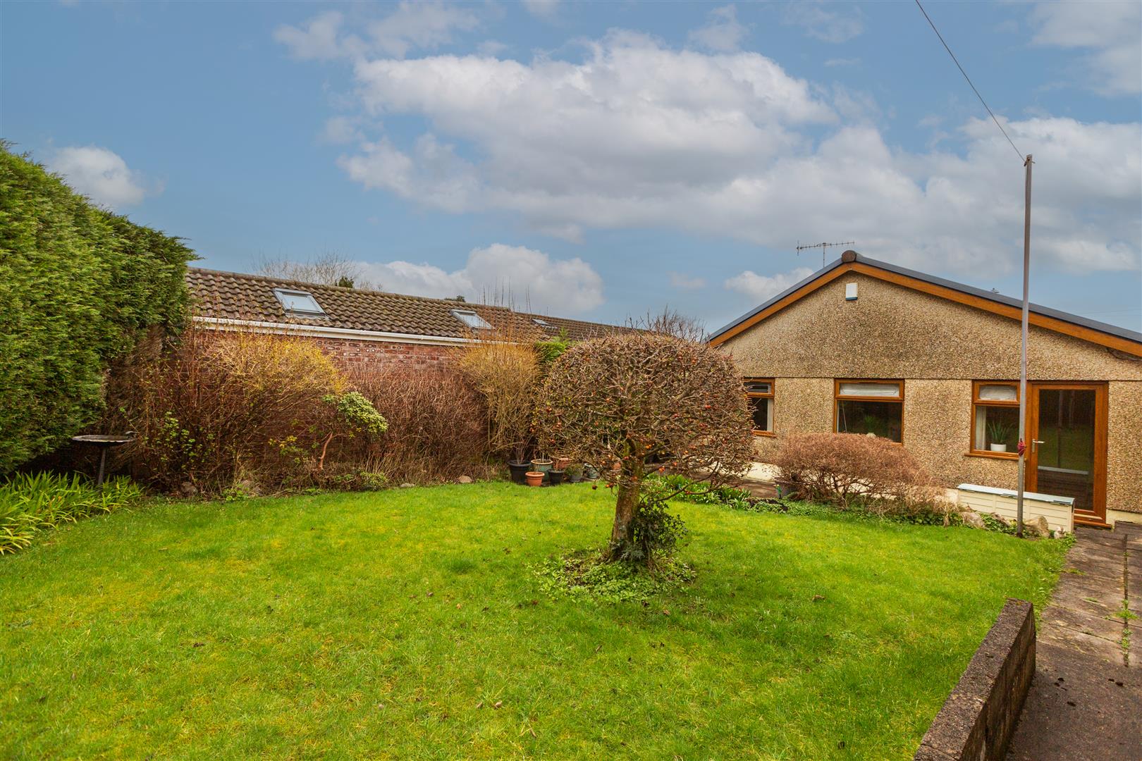 Godre Coed, Morriston, Swansea, SA6 6AY